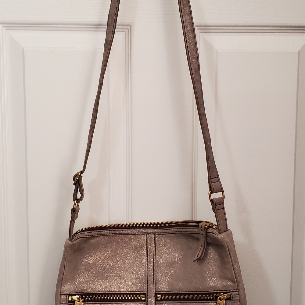 Elegant Metallic Shoulder Bag